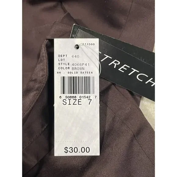 NWT Women's Byerwear Brand Brown Capri's Size 7 Stretch Pants Spring, Summer - Picture 10 of 12